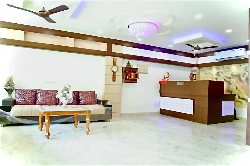 ***  Hotel Blossom Rest House Near Tajmahal Nagla Dhimar India