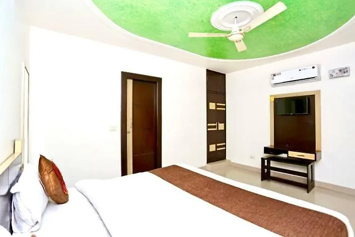 Hotel Blossom Rest House Near Tajmahal Nagla Dhimar