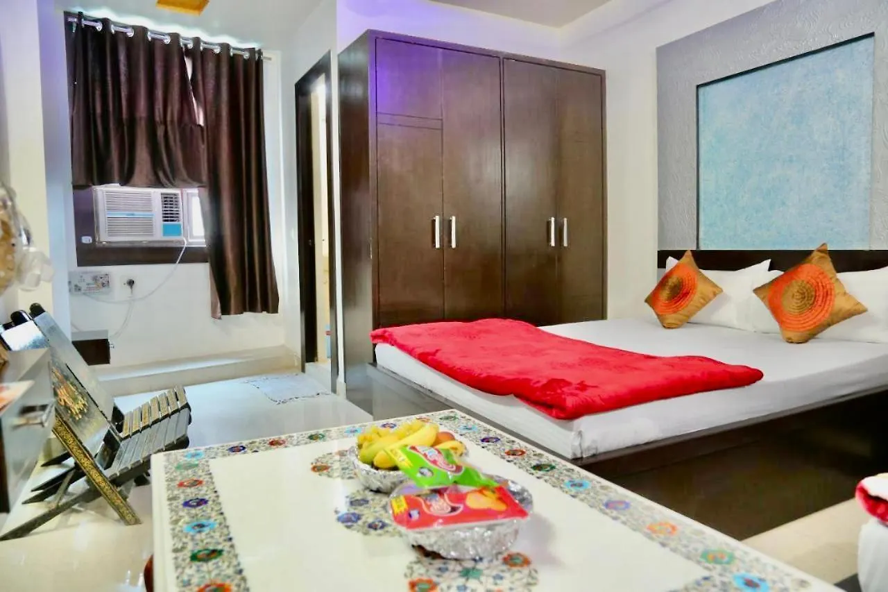 Hotel Blossom Rest House Near Tajmahal Nagla Dhimar 3*,  India